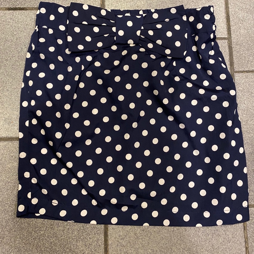 Mini skirt with bow